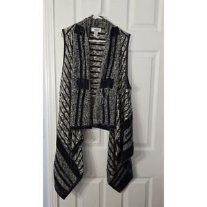 Ares. A Womans Vest Sweater Fabric Size Large